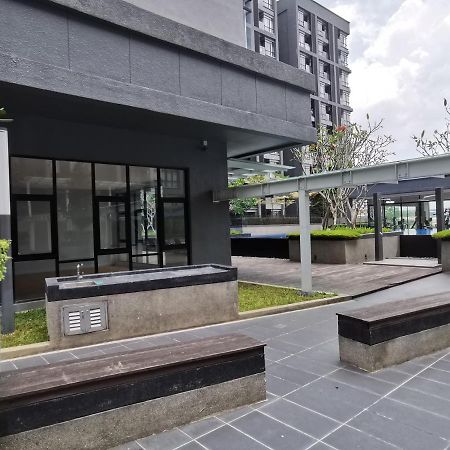Alocasia Geniehome 3Br Free Wifi @ Utropolis Shah Alam Kültér fotó