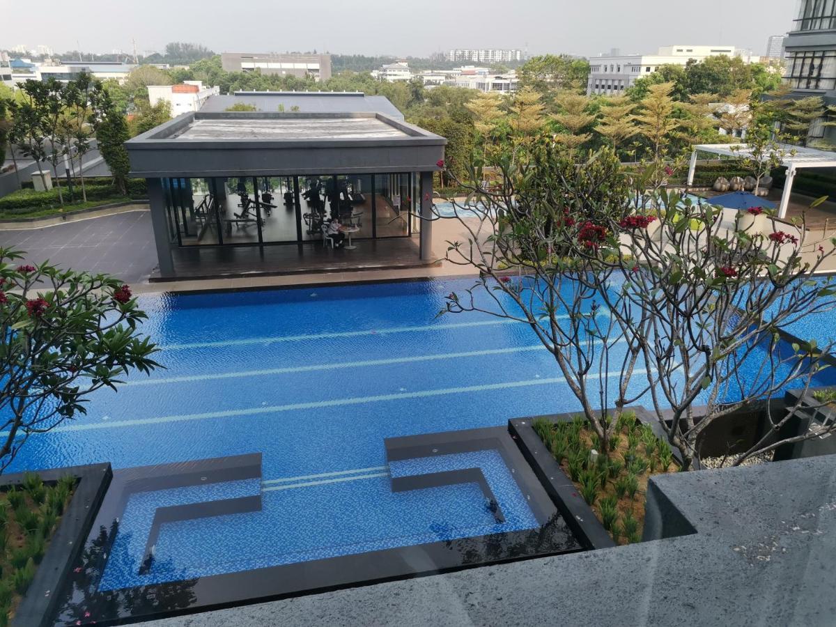 Alocasia Geniehome 3Br Free Wifi @ Utropolis Shah Alam Kültér fotó